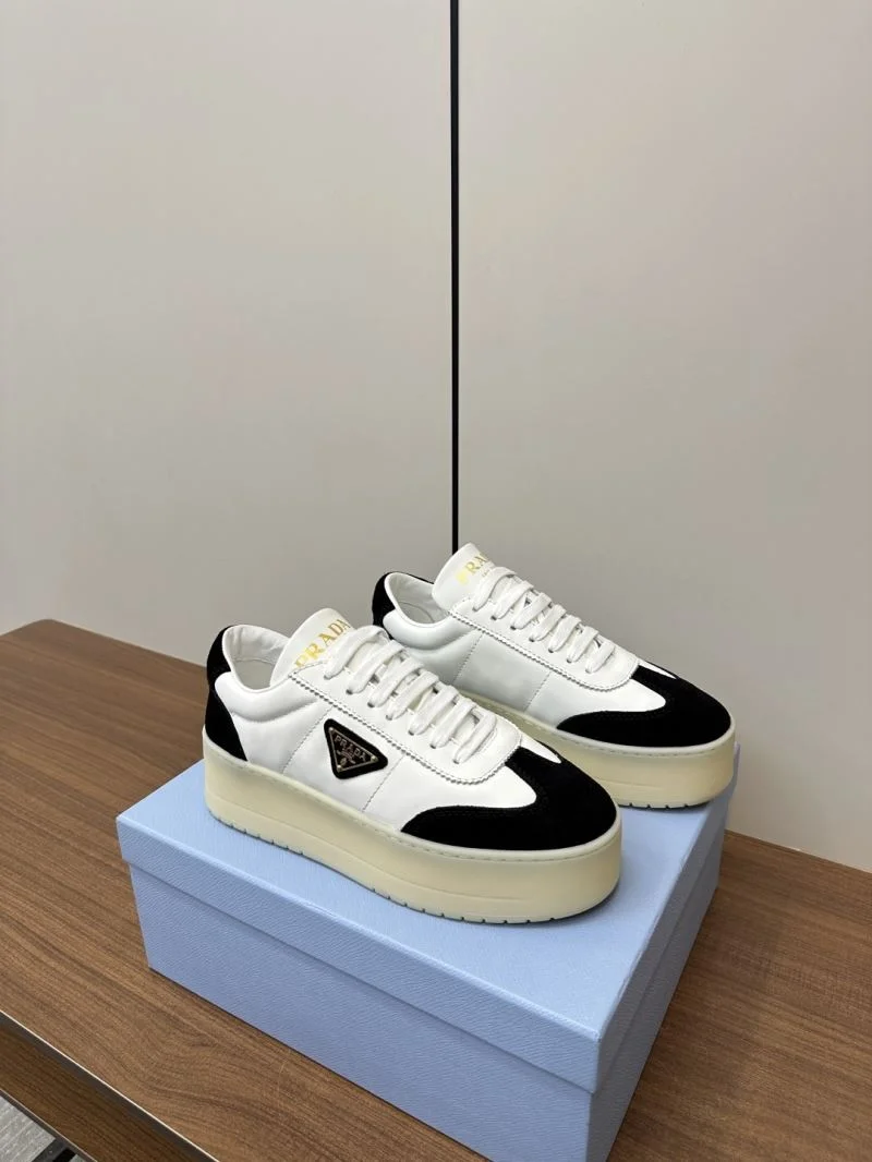 Prada Low Shoes Practical 34799