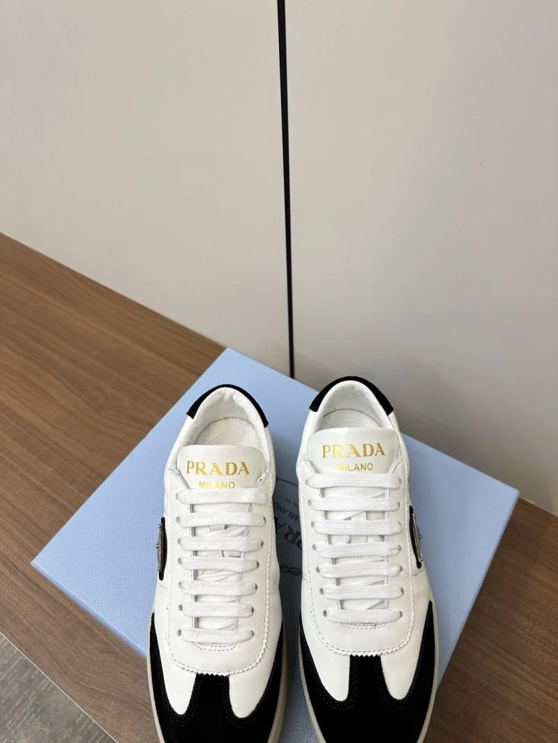 Prada Low Shoes Practical 34799