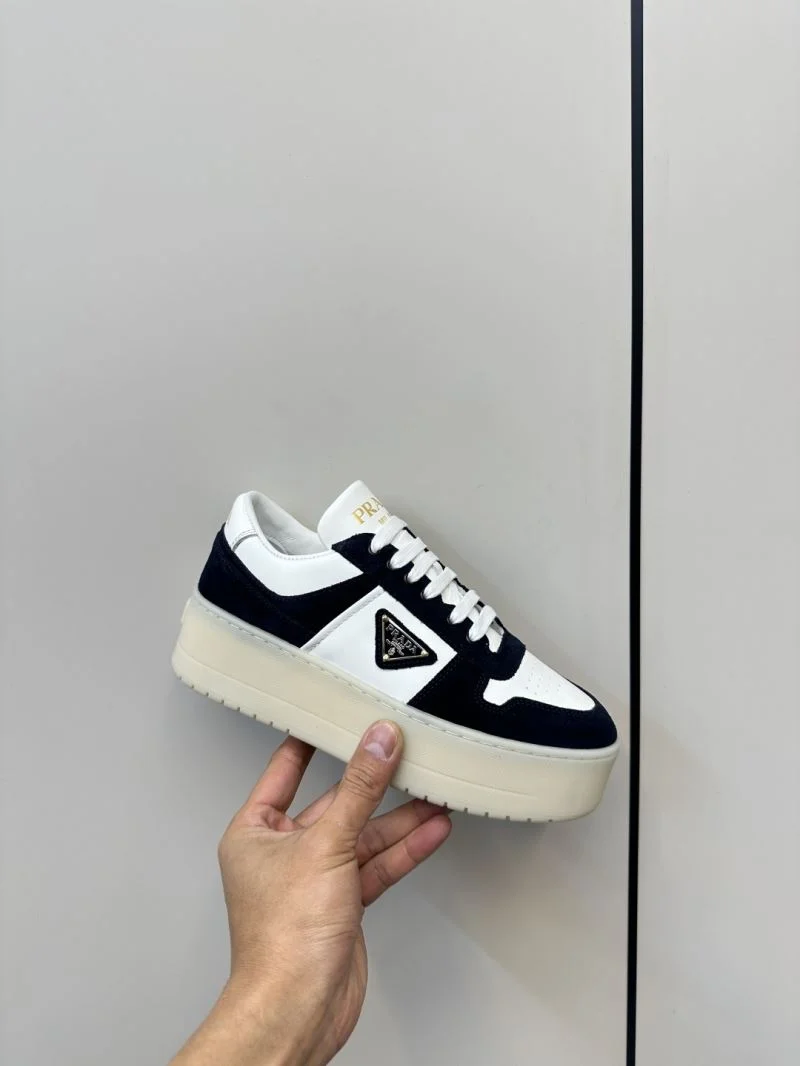 Prada Low Shoes Reliable 34778
