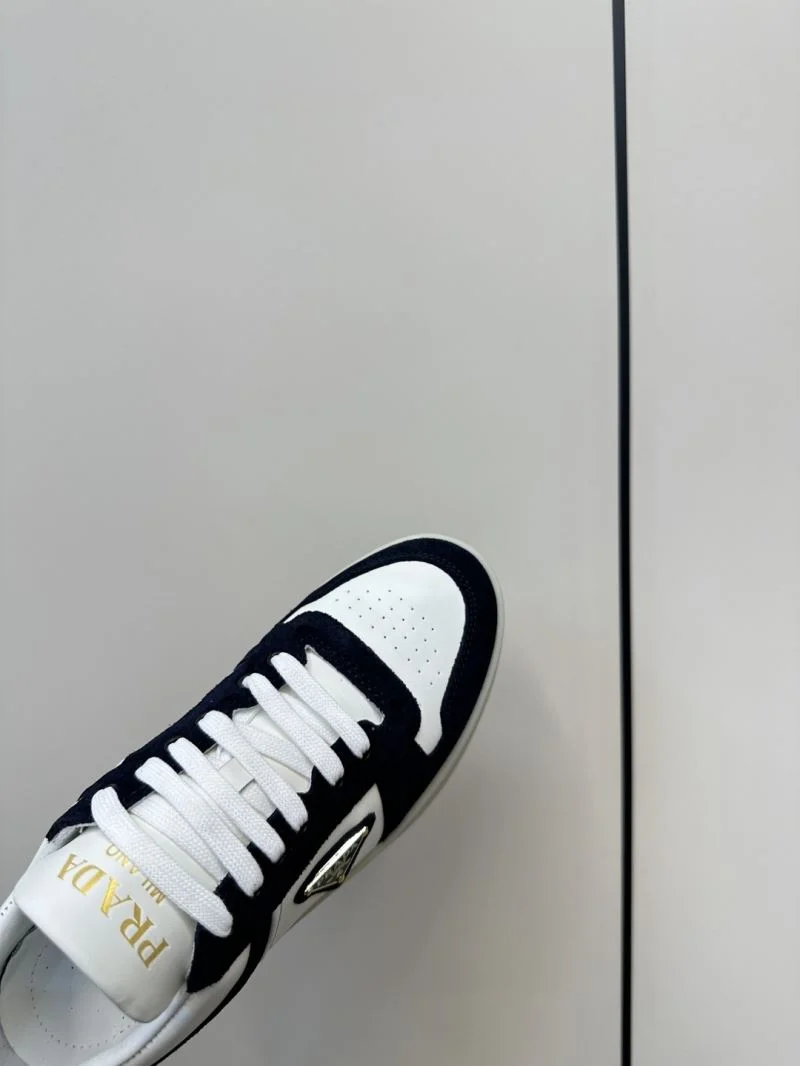 Prada Low Shoes Reliable 34778