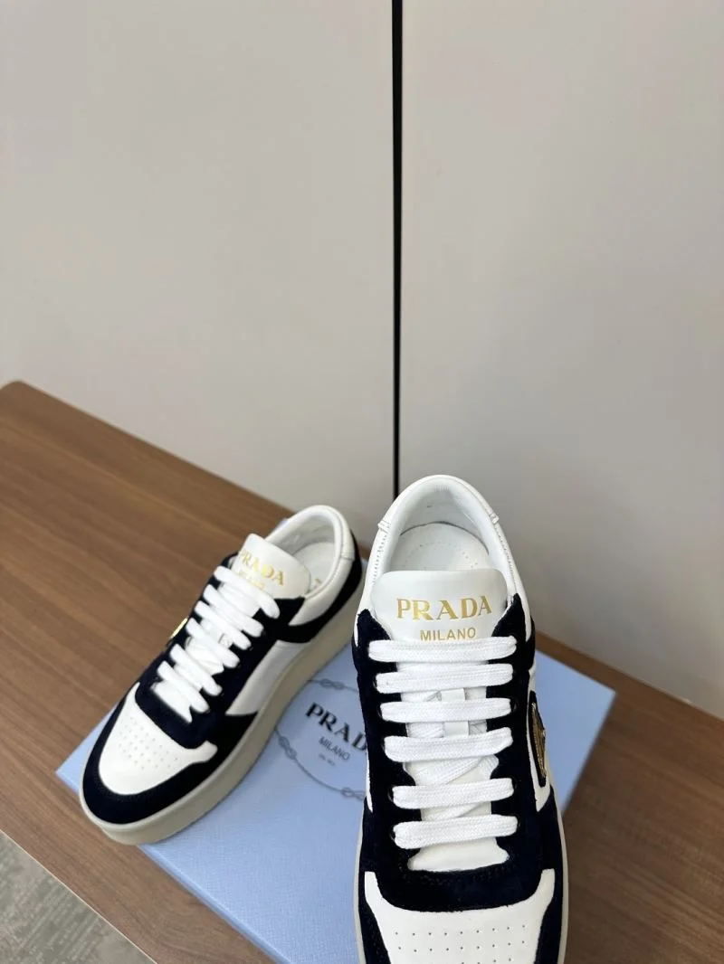 Prada Low Shoes Reliable 34778