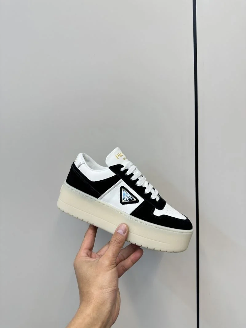 StreetReady Prada Low Shoes 34783