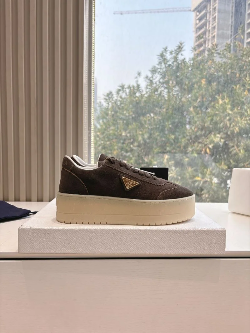 Breathable Prada Low Shoes 34769