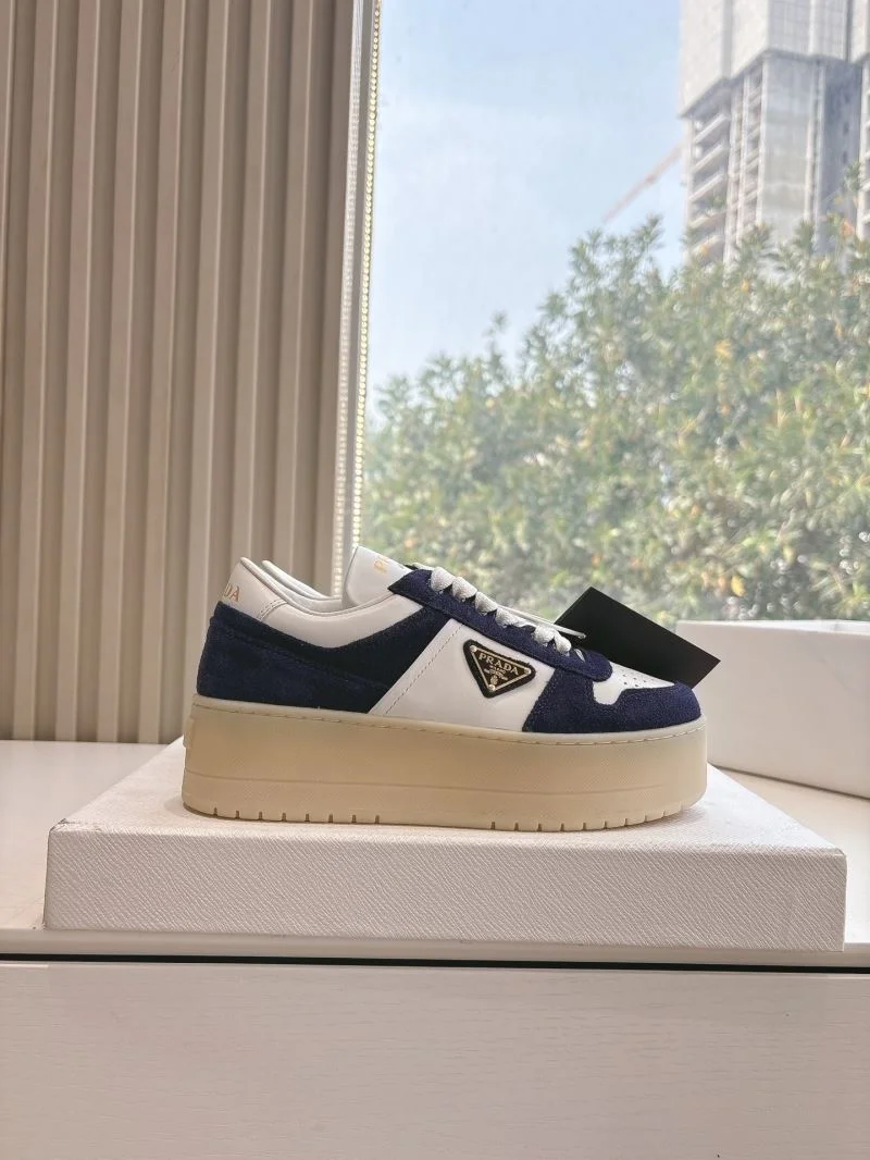 Trendy Prada Low Shoes 34764