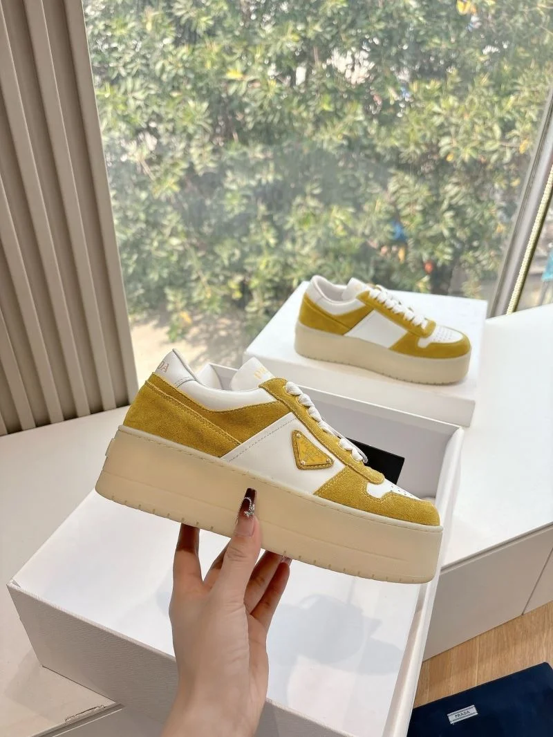 Prada Low Shoes Breathable 34749