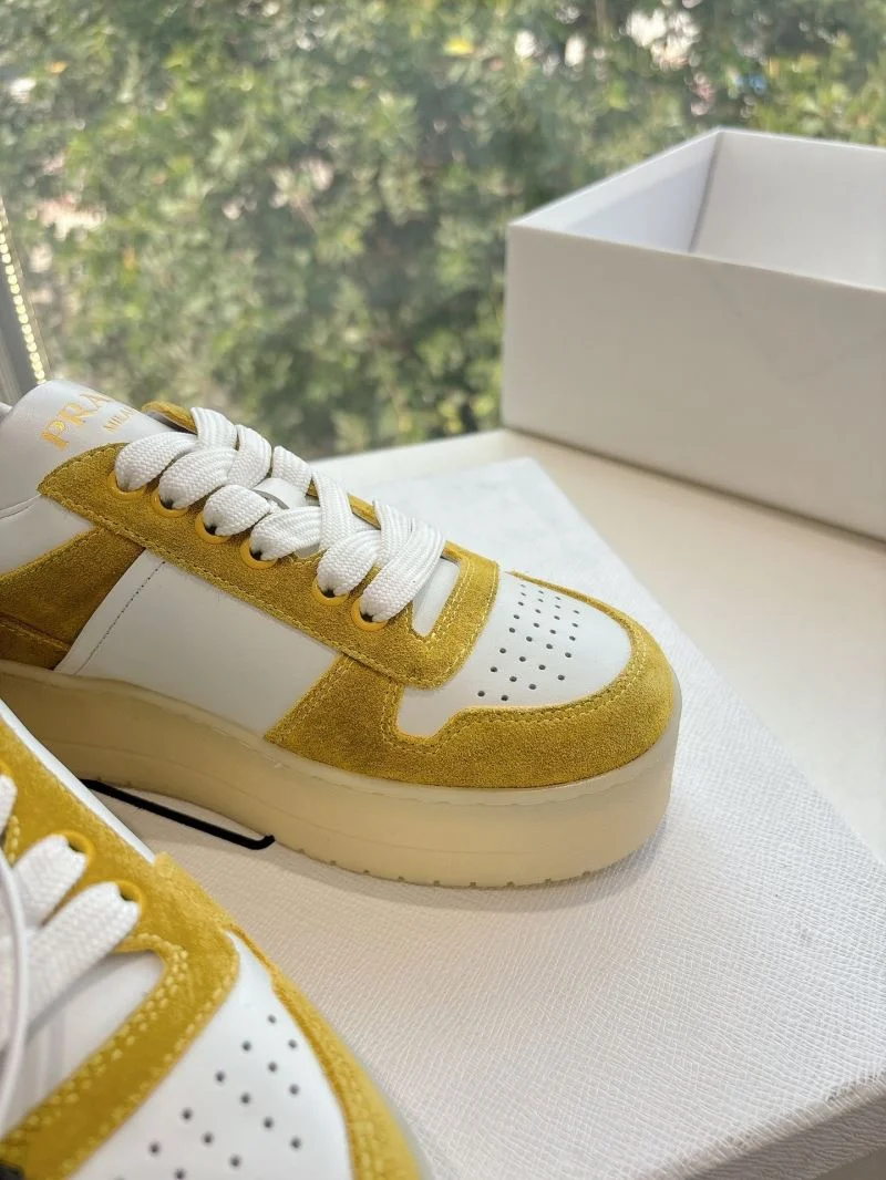 Prada Low Shoes Breathable 34749
