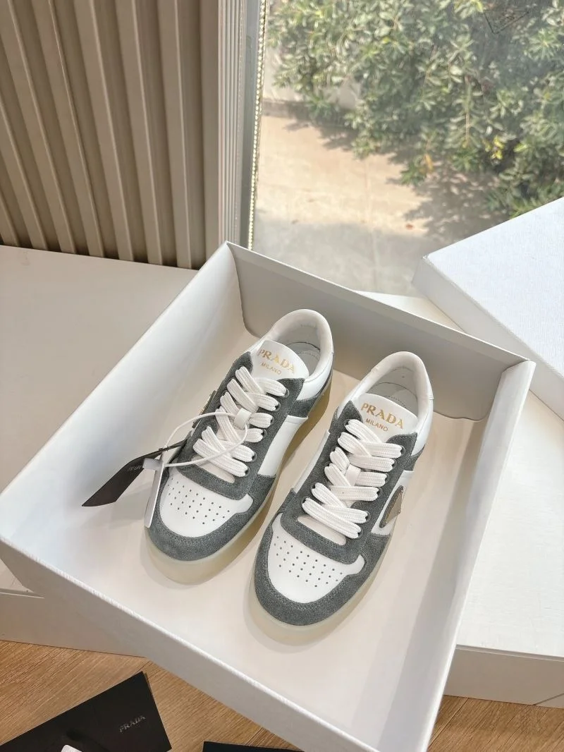 Prada Low Shoes Chic 34739