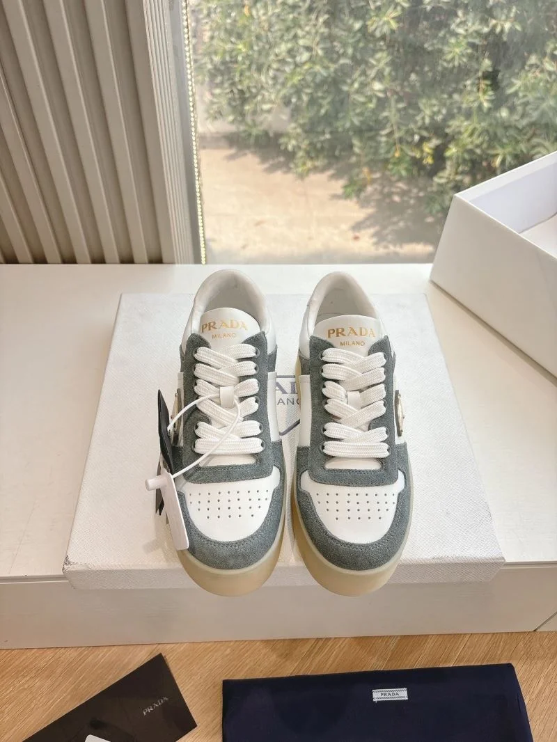 Prada Low Shoes Chic 34739