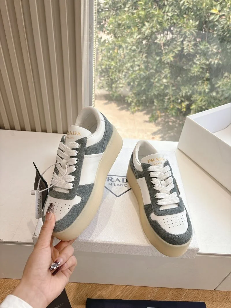 Prada Low Shoes Chic 34739
