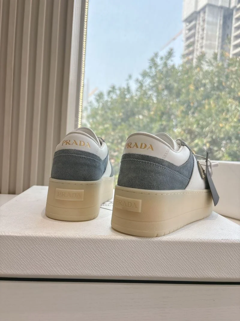 Prada Low Shoes Chic 34739