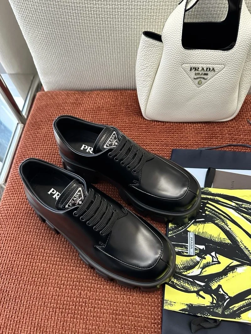Sustainable Prada Low Shoes 34746