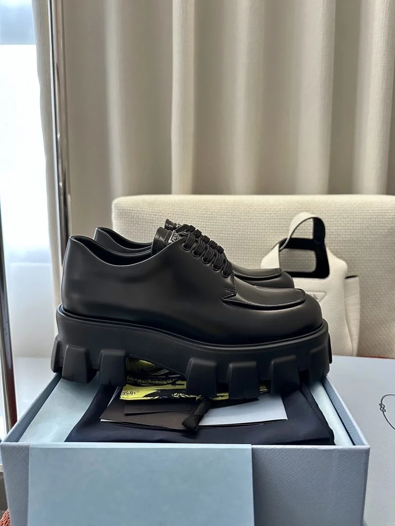 Sustainable Prada Low Shoes 34746
