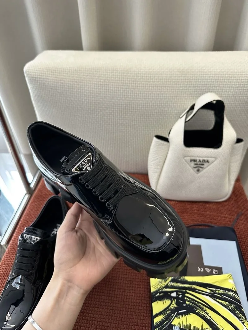 Popular Prada Low Shoes 34757