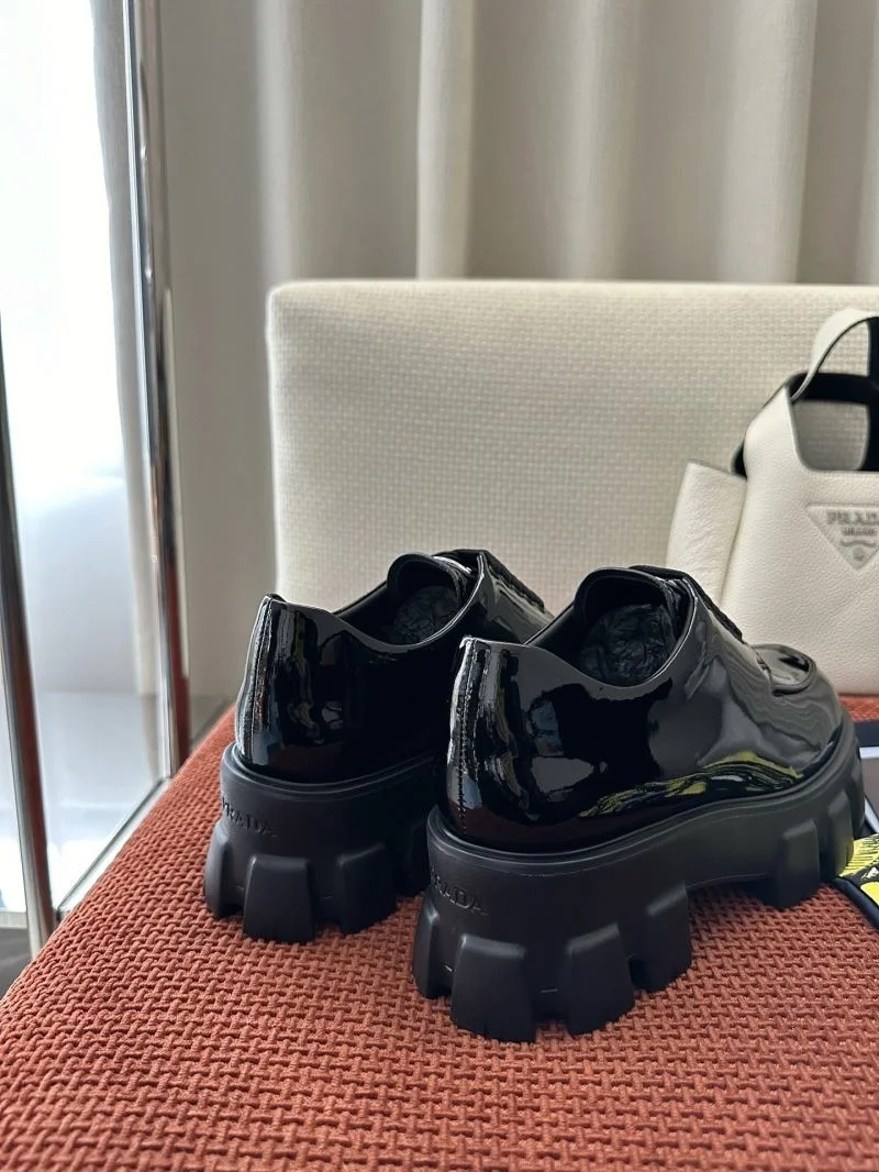 Popular Prada Low Shoes 34757