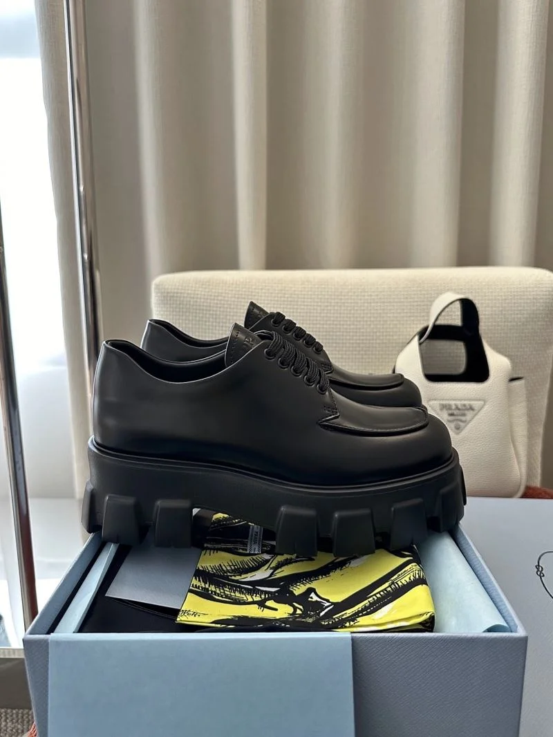 Prada Low Shoes RelaxedFit 34737