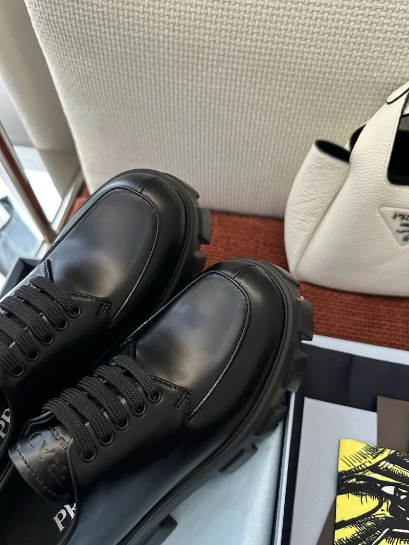 Prada Low Shoes RelaxedFit 34737