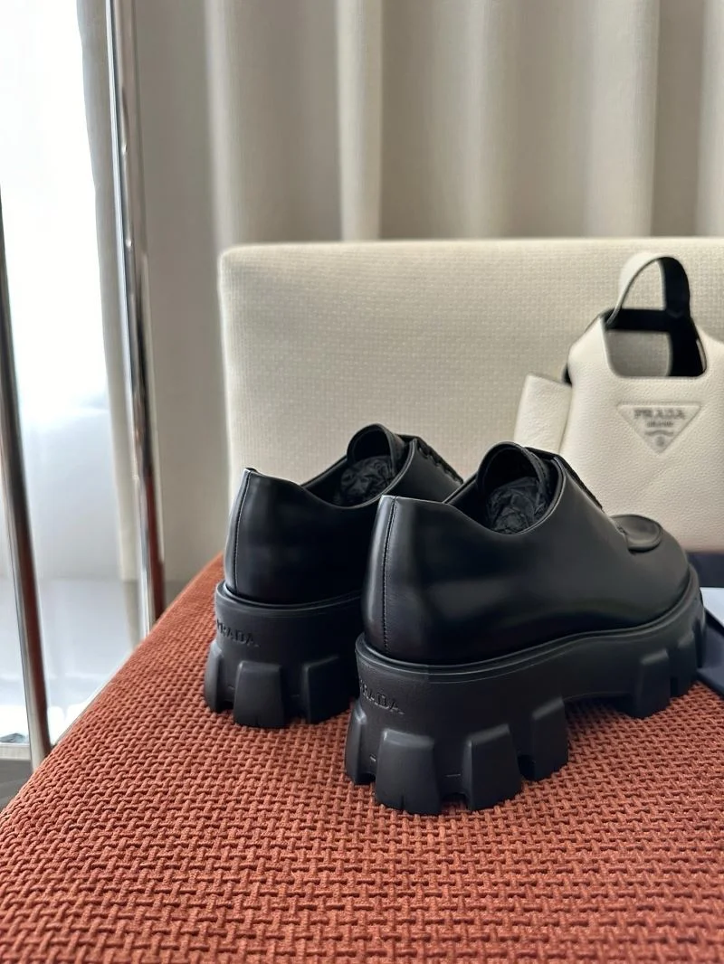 Prada Low Shoes RelaxedFit 34737