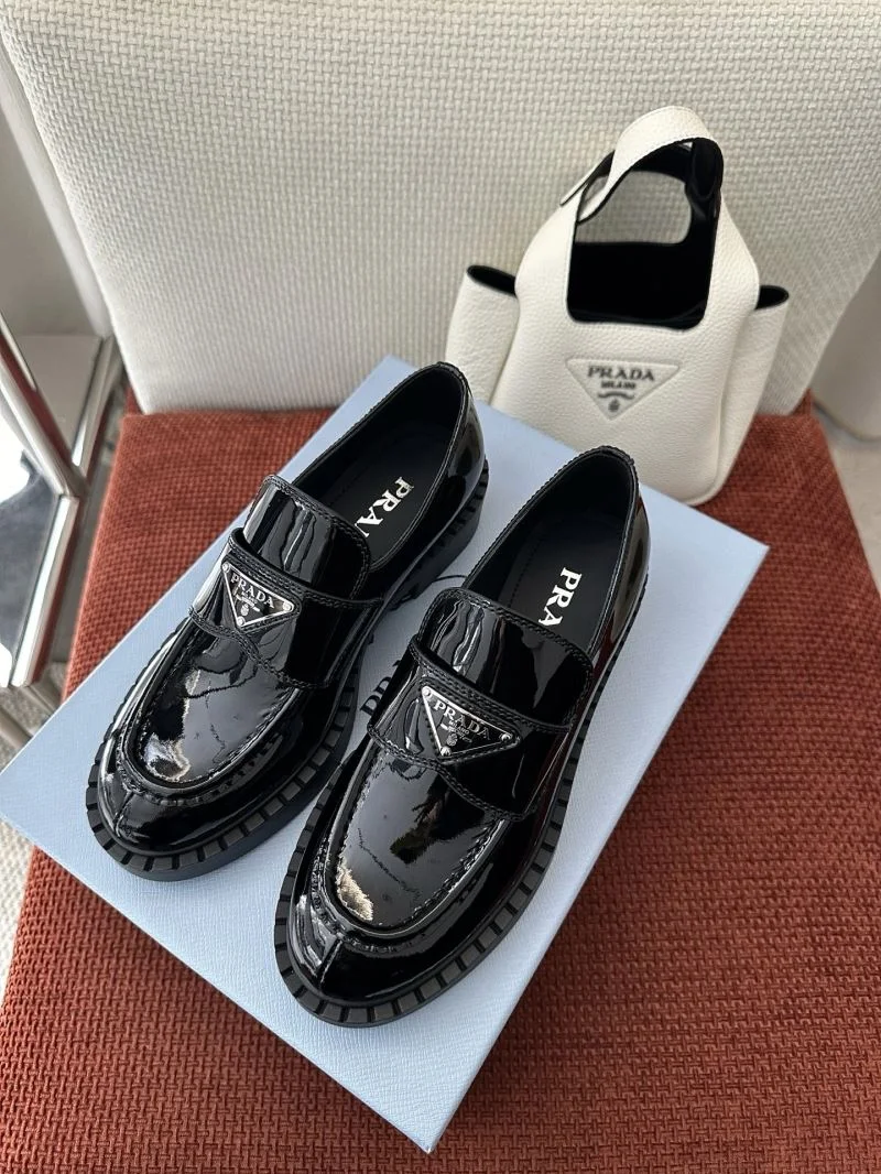 GoAnywhere Prada Low Shoes 34738