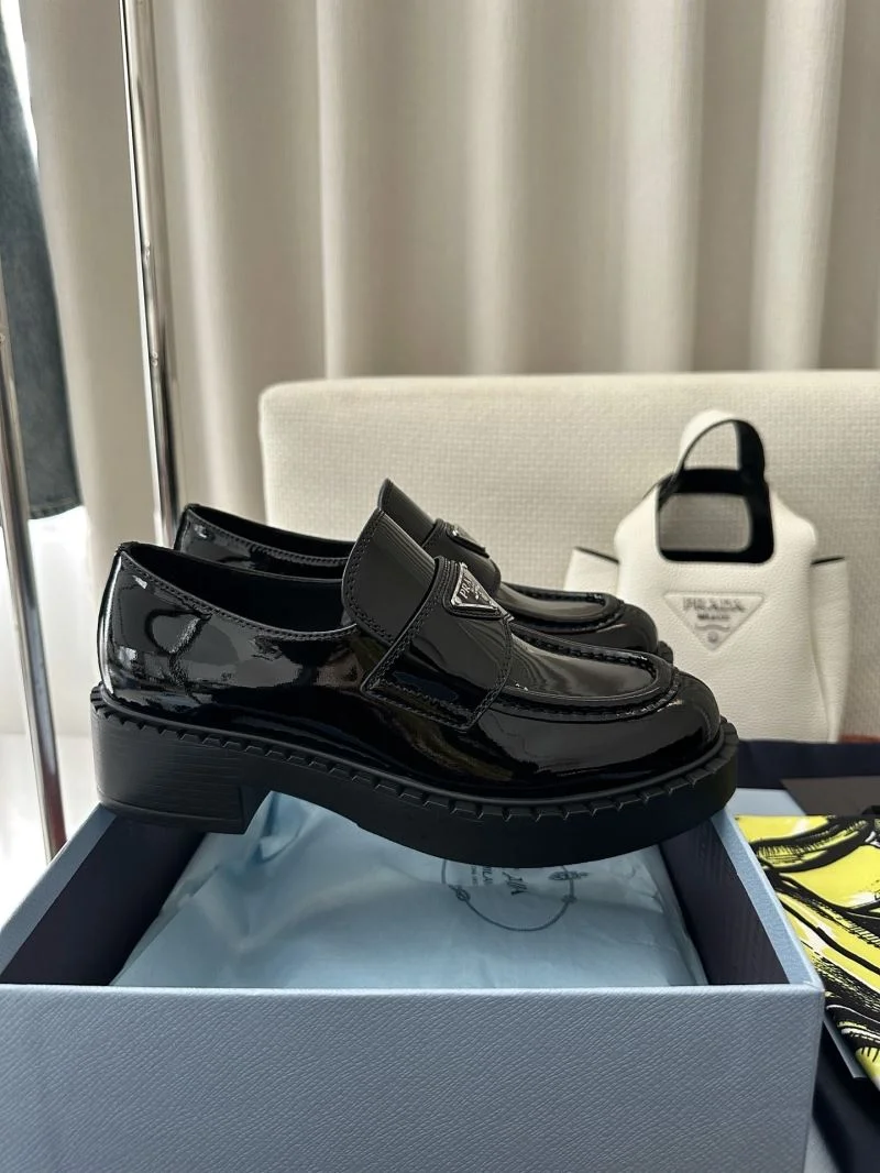 GoAnywhere Prada Low Shoes 34738