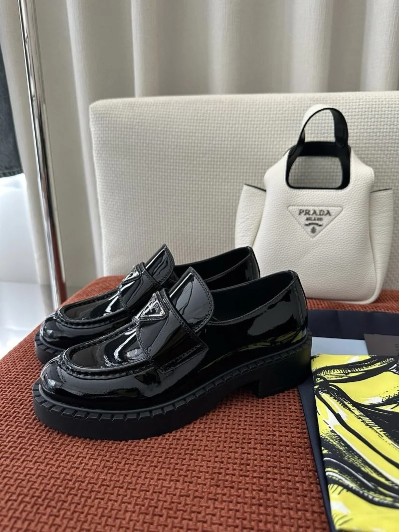 GoAnywhere Prada Low Shoes 34738
