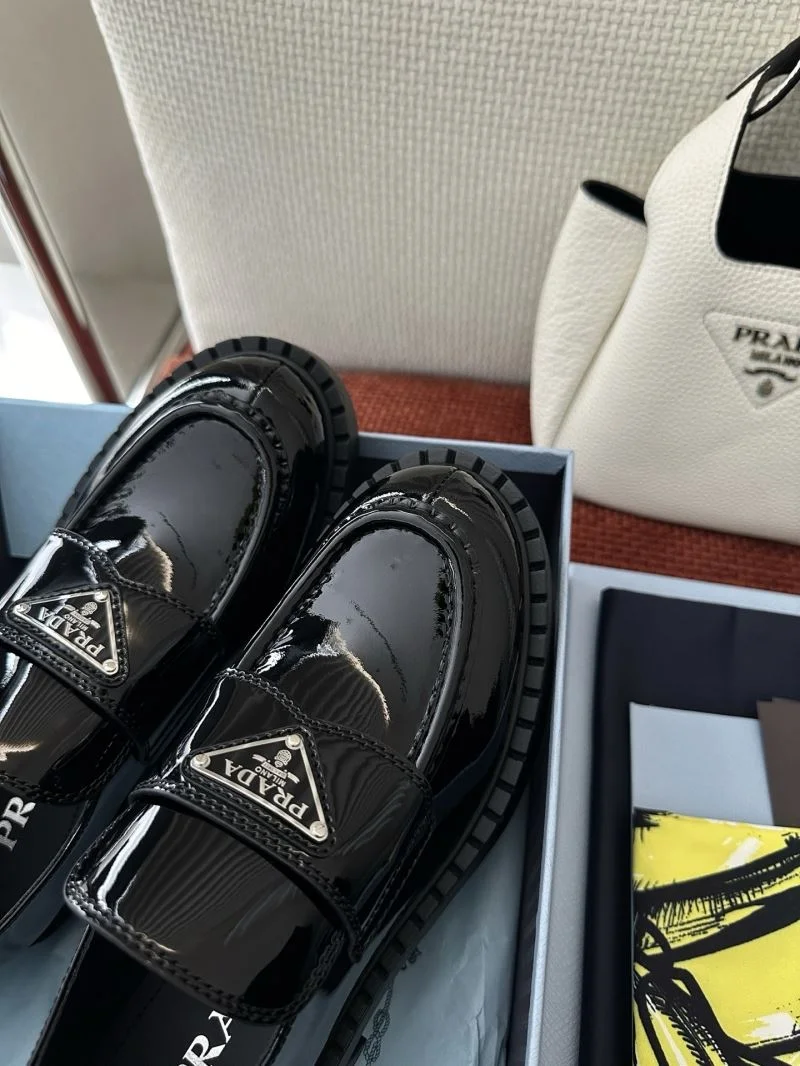 GoAnywhere Prada Low Shoes 34738