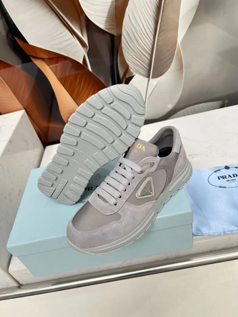 Prada Low Shoes Compact 34750