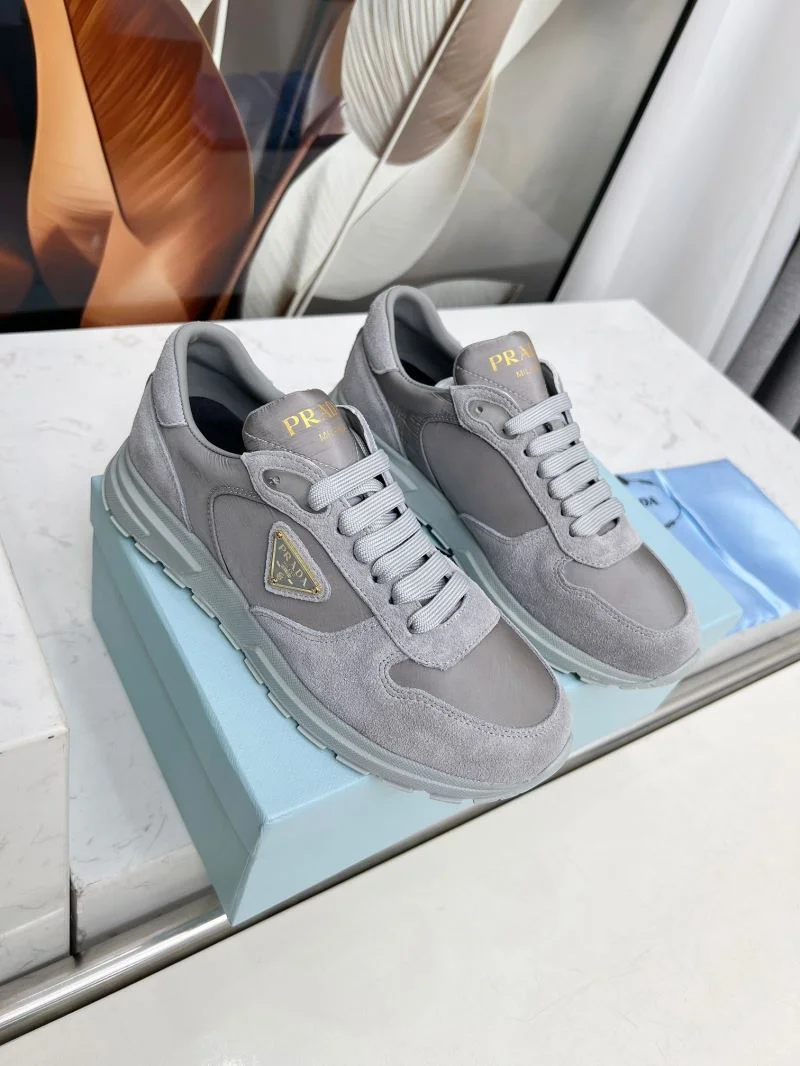 Prada Low Shoes Compact 34750