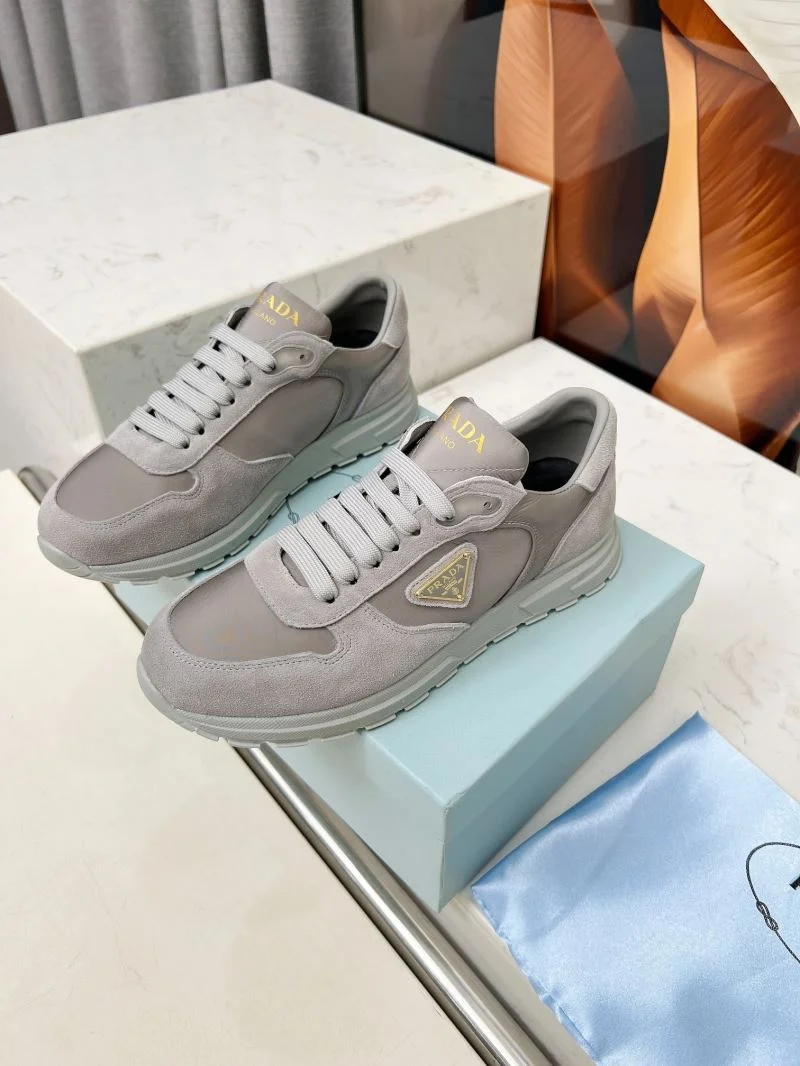Prada Low Shoes Compact 34750