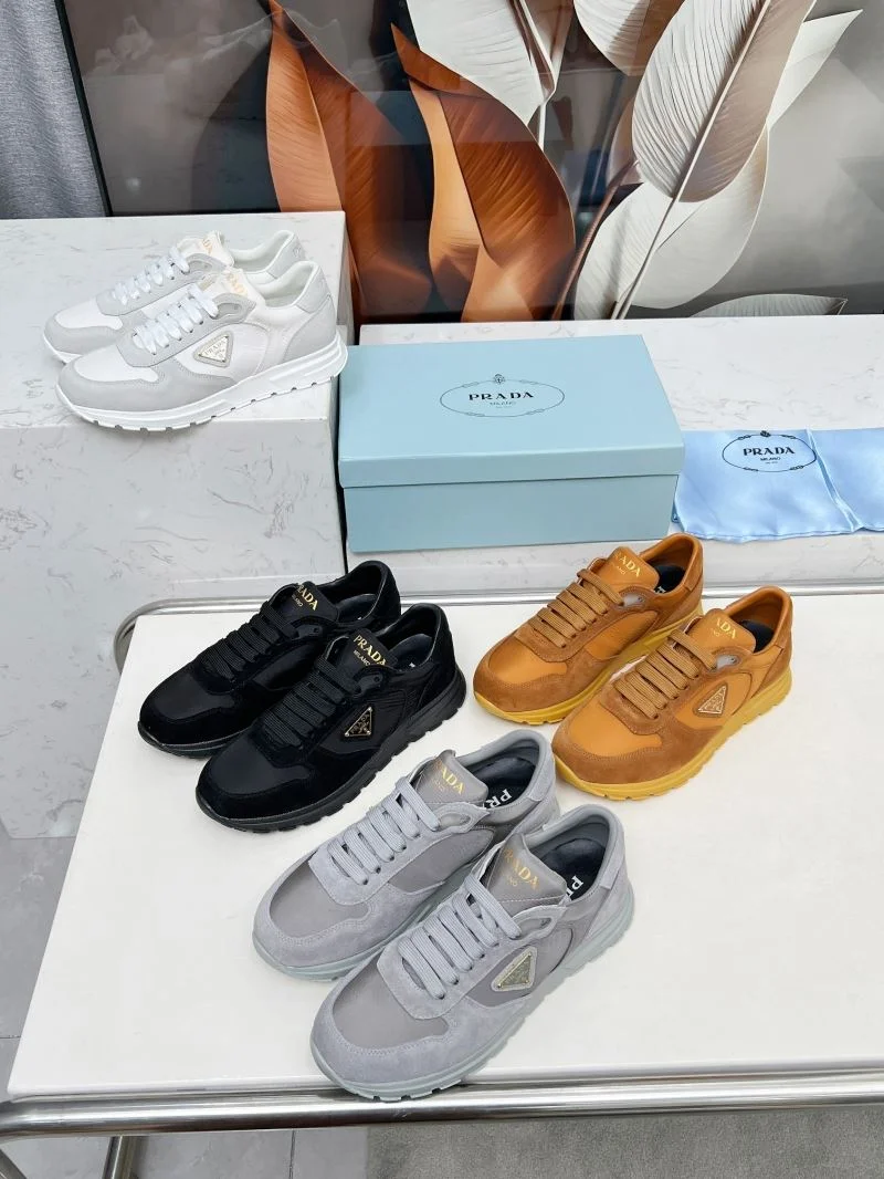 Prada Low Shoes Elegant 34753