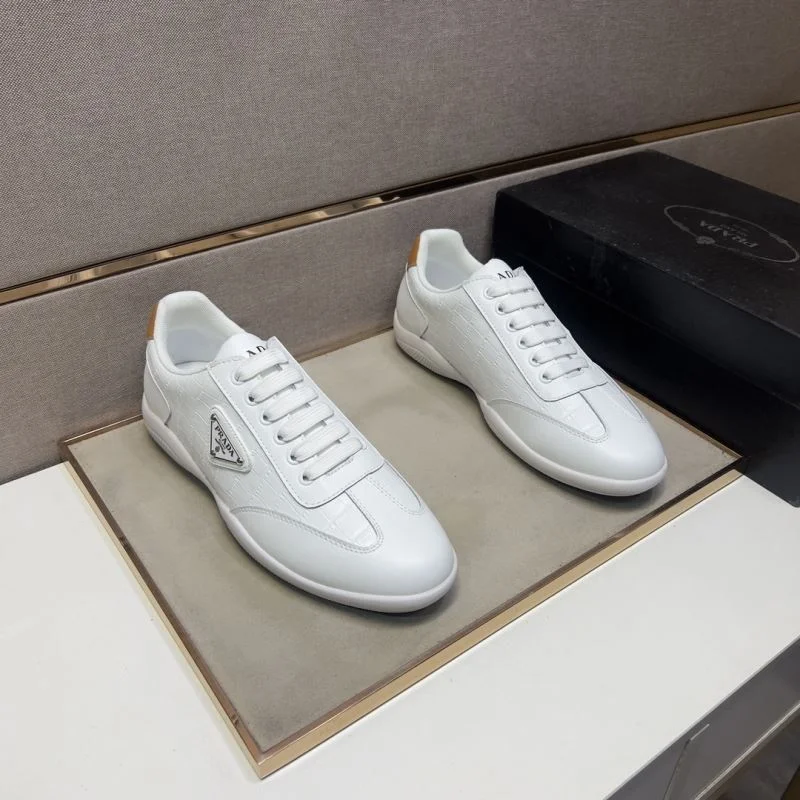 Prada Low Shoes Lightweight 35696
