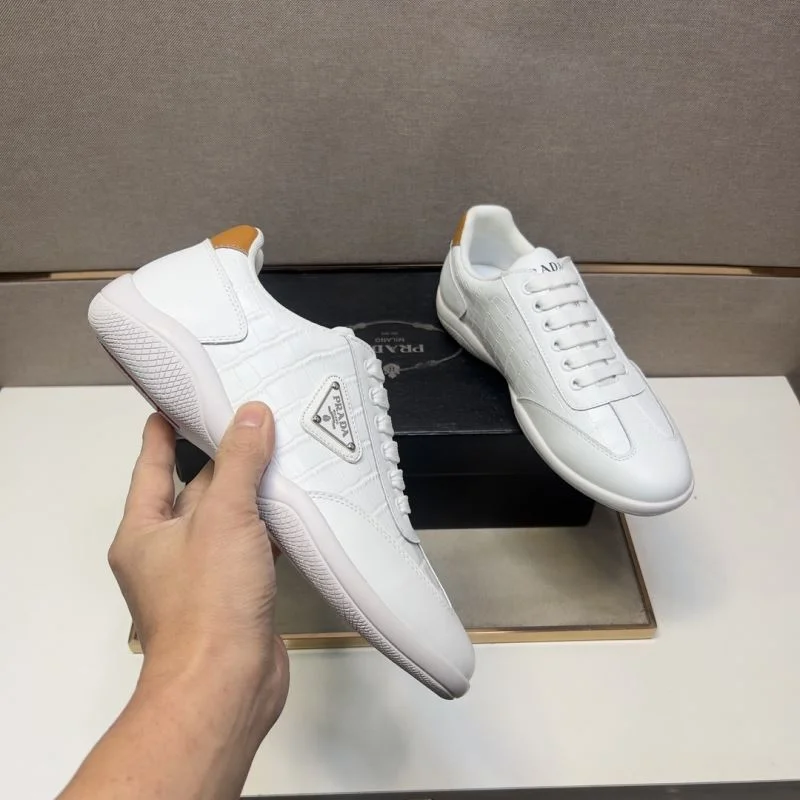 Prada Low Shoes Lightweight 35696