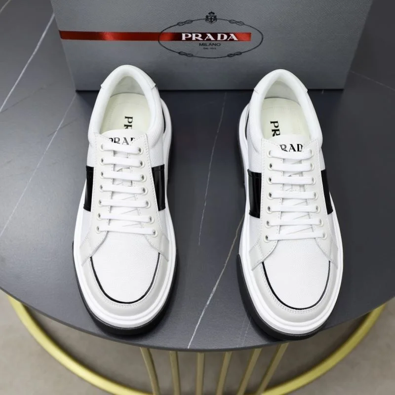 Popular Prada Low Shoes 35681