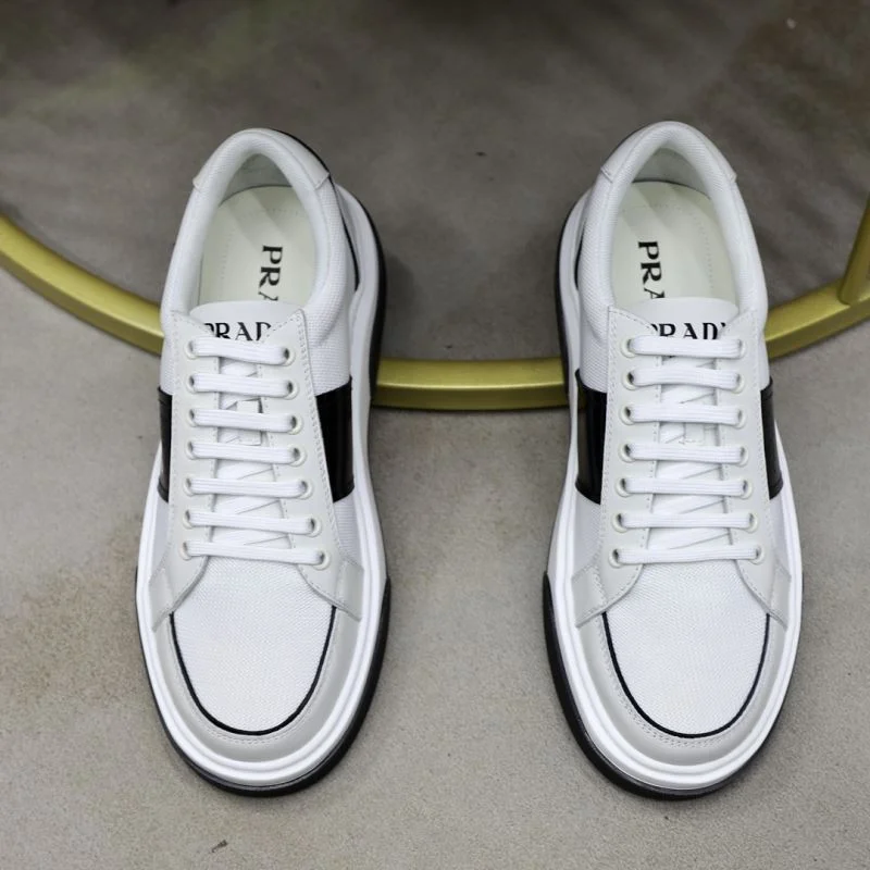 Popular Prada Low Shoes 35681