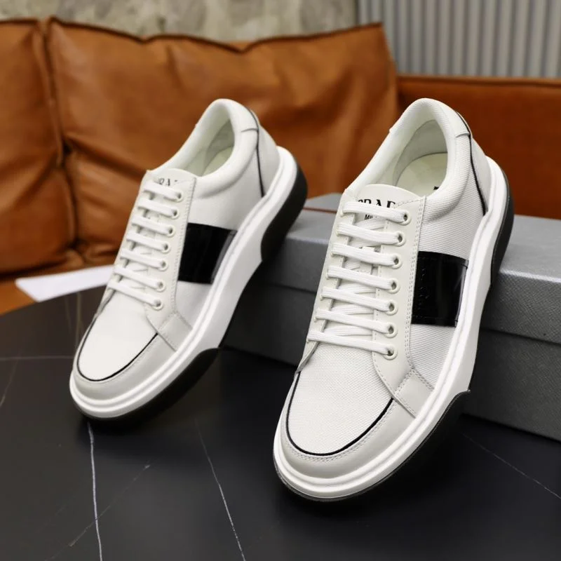 Popular Prada Low Shoes 35681