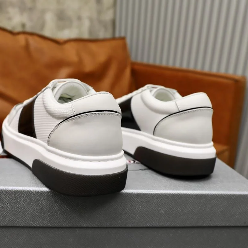 Popular Prada Low Shoes 35681