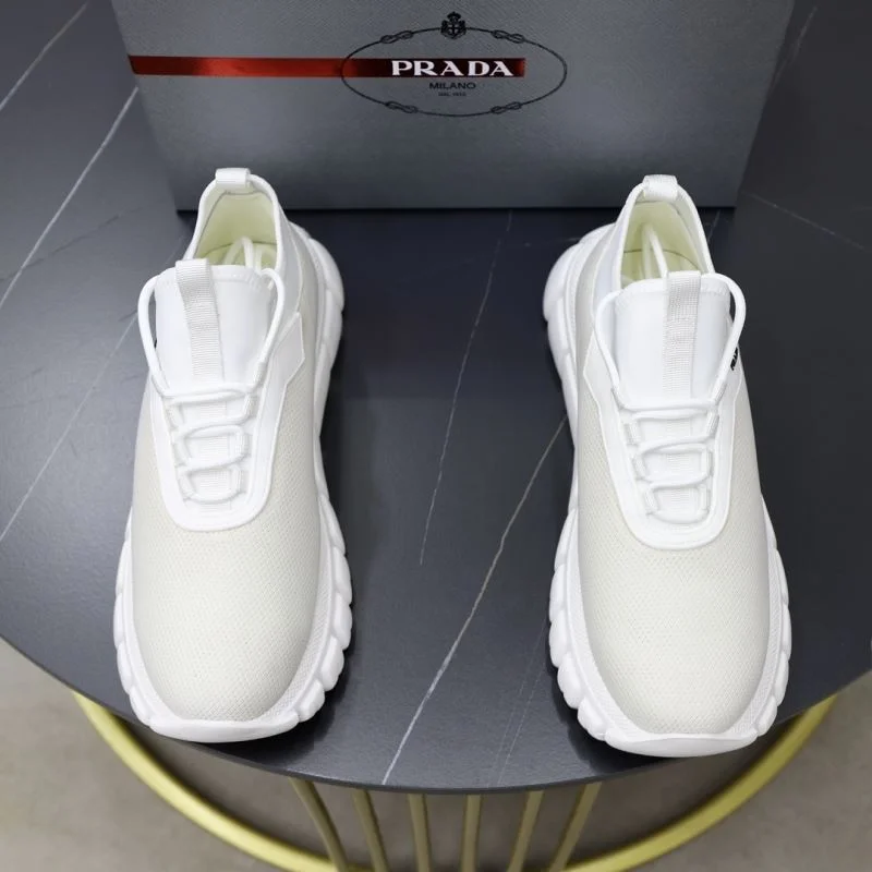 Prada Low Shoes ZipUp 35686