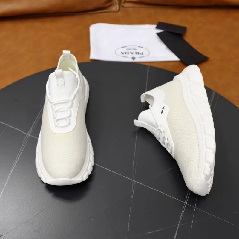 Prada Low Shoes ZipUp 35686