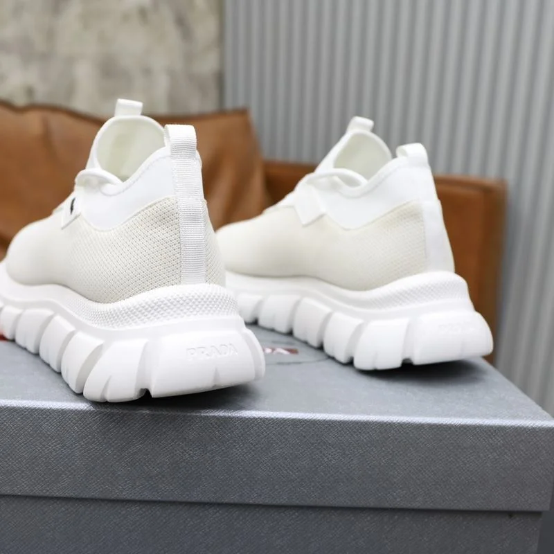 Prada Low Shoes ZipUp 35686
