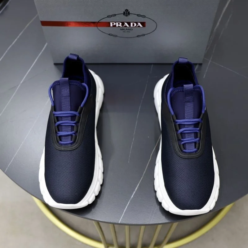 Snug Prada Low Shoes 35672