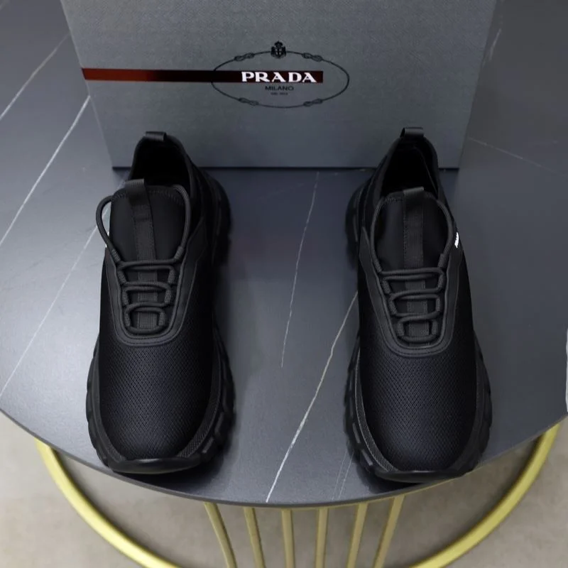 Prada Low Shoes TimelessDesign 35674