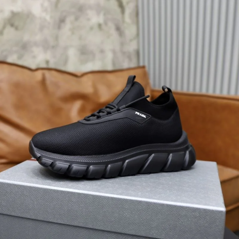 Prada Low Shoes TimelessDesign 35674