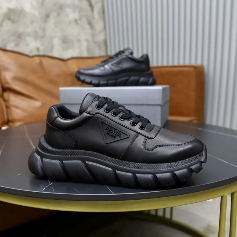 Prada Low Shoes Unisex 35671