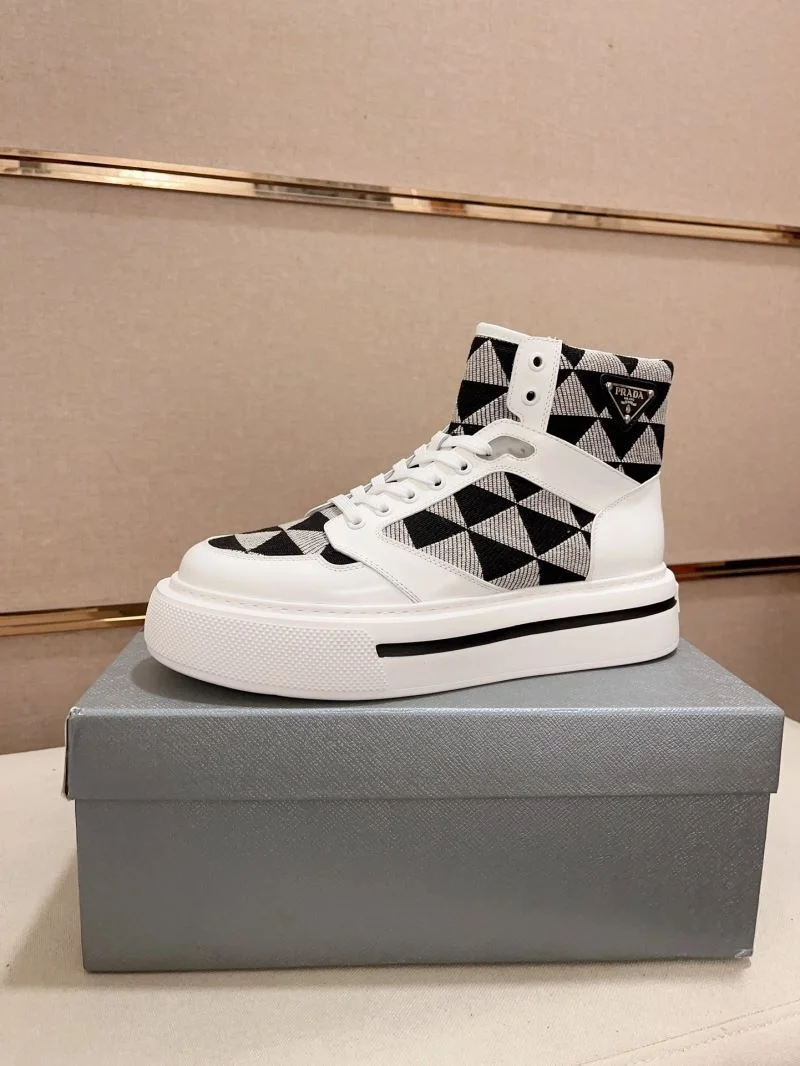 Prada Low Shoes WeatherProof 35660