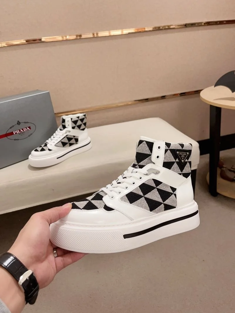 Prada Low Shoes WeatherProof 35660