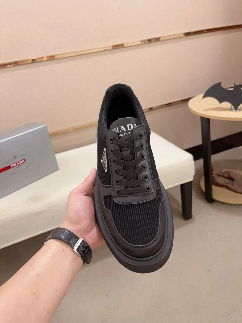 Prada Low Shoes Sporty 35638