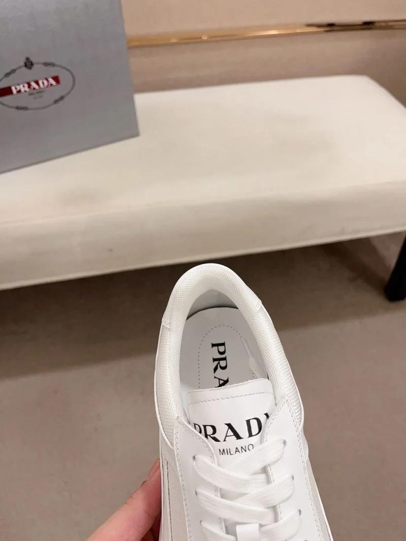 FlexibleFit Prada Low Shoes 35641