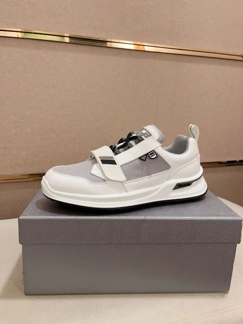 Prada Low Shoes Comfortable 35643