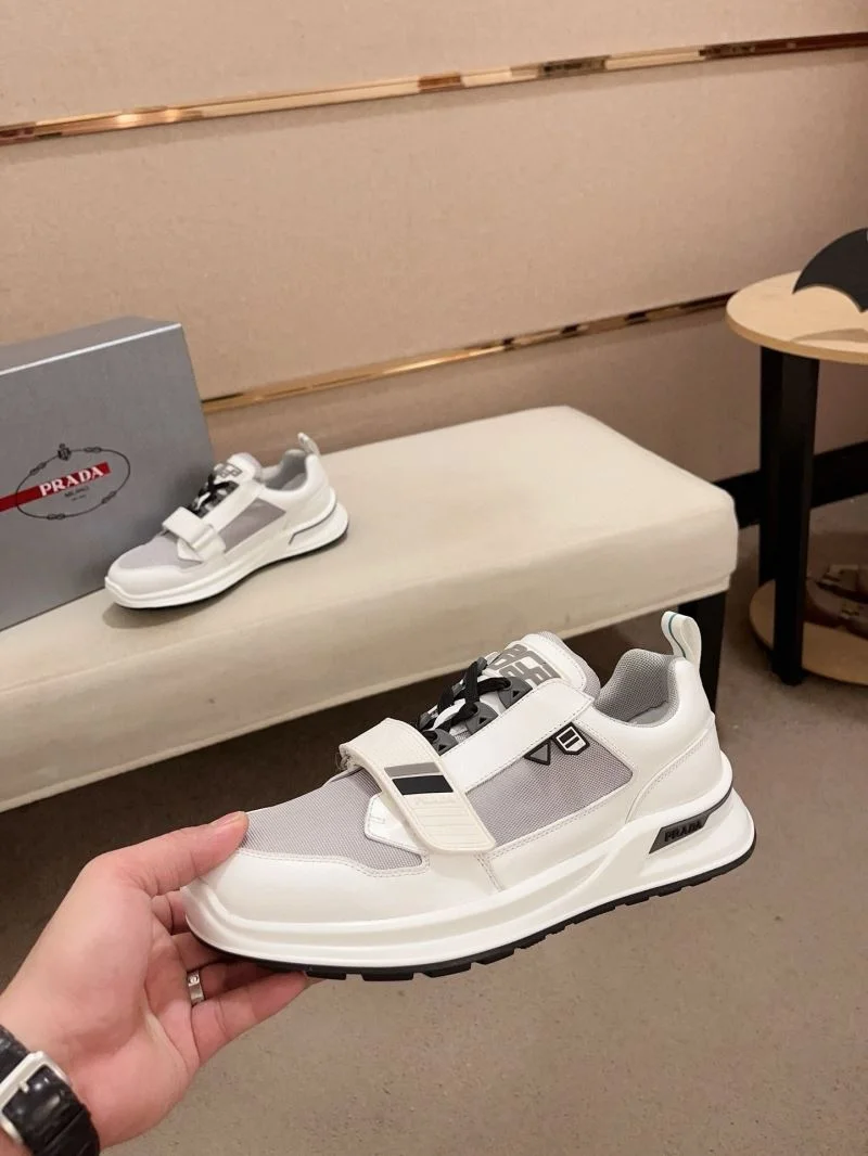 Prada Low Shoes Comfortable 35643