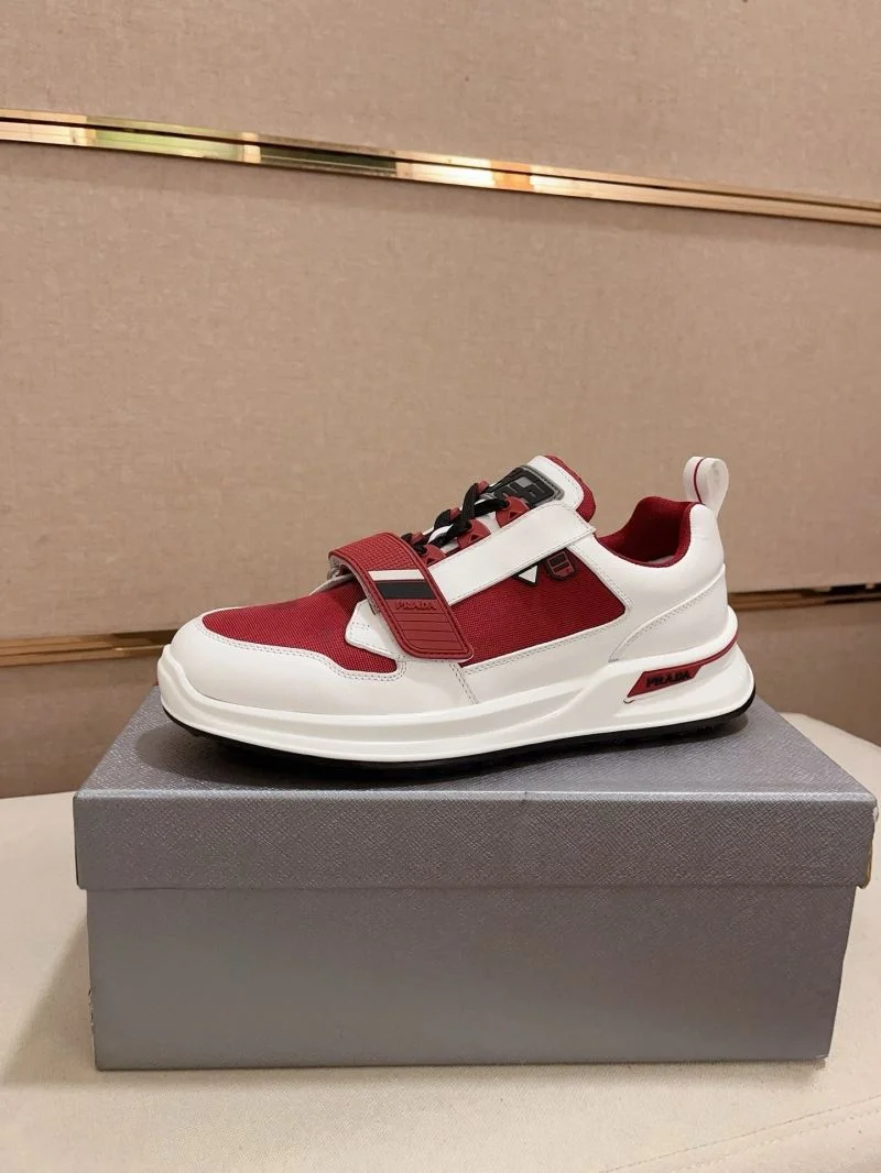 Durable Prada Low Shoes 35635