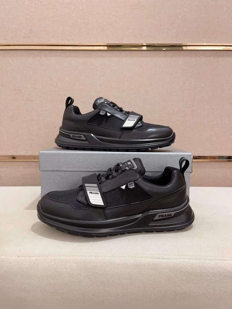 Durable Prada Low Shoes 35651